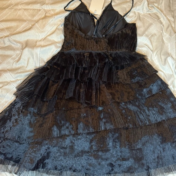 Witness of love little black dress . Size 2 NWT - Picture 10 of 12